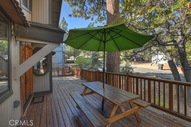 Detail Gallery Image 4 of 33 For 843 Maple Ln, Sugarloaf,  CA 92386 - 3 Beds | 2 Baths