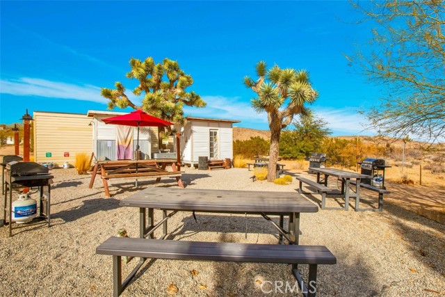 59427 La Crescenta Drive, Yucca Valley CA: https://media.crmls.org/medias/5ebb6f25-b8bd-421c-bd53-cf3af4f984ae.jpg