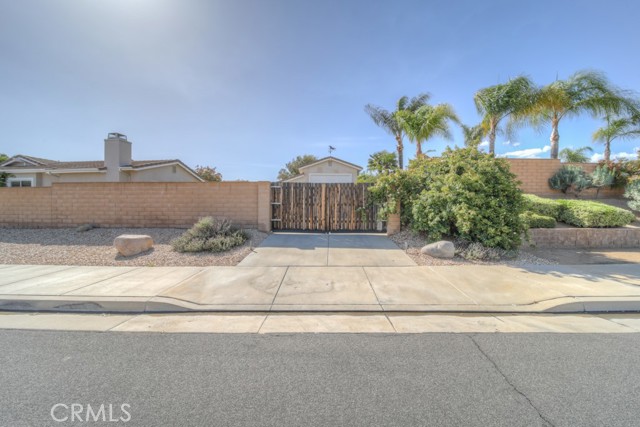 42133 Wagon Wheel Lane, Murrieta CA: https://media.crmls.org/medias/5ebb7b2e-9cb1-40e1-bd23-ffb8e318bd1d.jpg