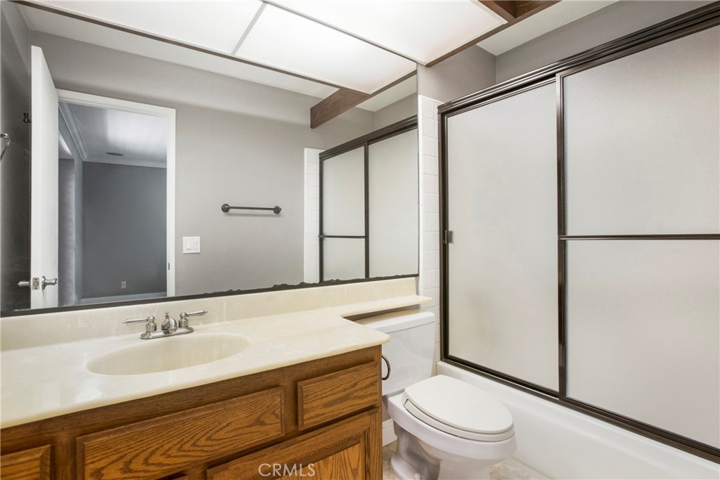 MLS #OC25247447 image #27