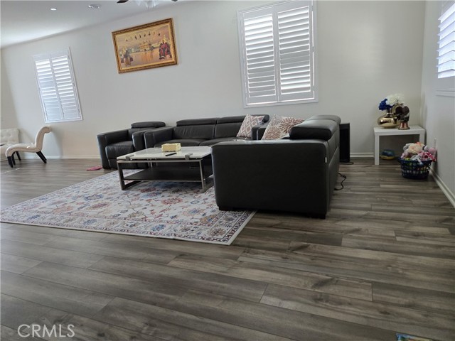 Detail Gallery Image 2 of 42 For 5243 Collard, Fontana,  CA 92336 - 4 Beds | 3 Baths