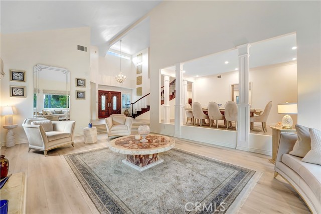 3866 Hunter Crest Court, Moorpark CA: https://media.crmls.org/medias/5ebd01b8-15c7-4854-84b1-39475f88a746.jpg
