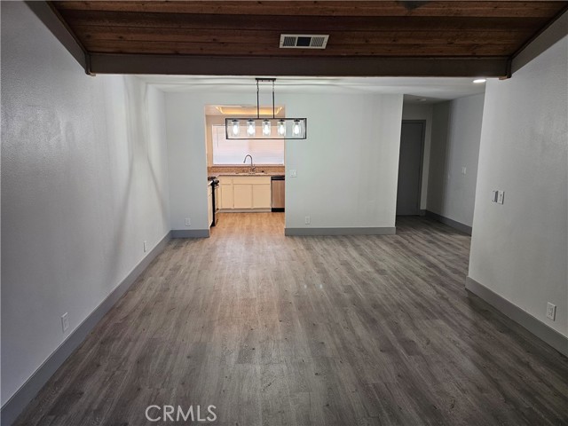 Detail Gallery Image 9 of 27 For 12860 Perris Bld #D6,  Moreno Valley,  CA 92553 - 2 Beds | 2 Baths