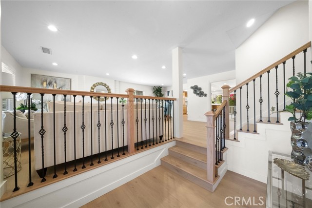 Detail Gallery Image 5 of 50 For 9092 La Linda Ave, Fountain Valley,  CA 92708 - 4 Beds | 2/1 Baths