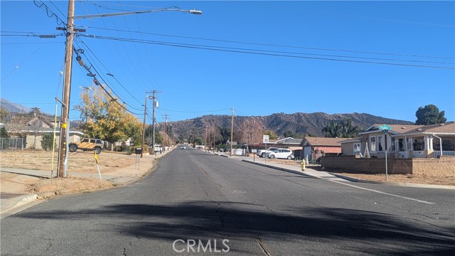 Detail Gallery Image 37 of 38 For 35656 Avenue H, Yucaipa,  CA 92399 - 2 Beds | 2 Baths