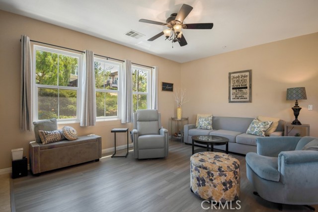 Detail Gallery Image 8 of 19 For 15333 Oak Tree Dr #110,  Lake Elsinore,  CA 92532 - 2 Beds | 2 Baths
