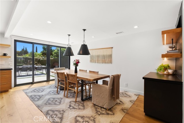 20 Whistling Isle, Irvine CA: https://media.crmls.org/medias/5ebfdb12-71c3-40c7-bf20-1a8cdd8d8578.jpg