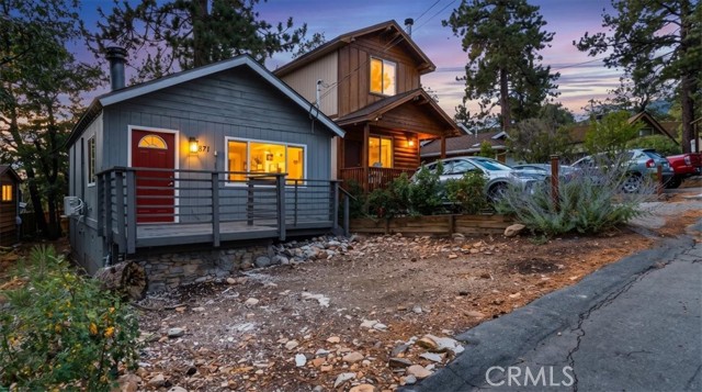 Front Image Thumbnail for CRHD26195668