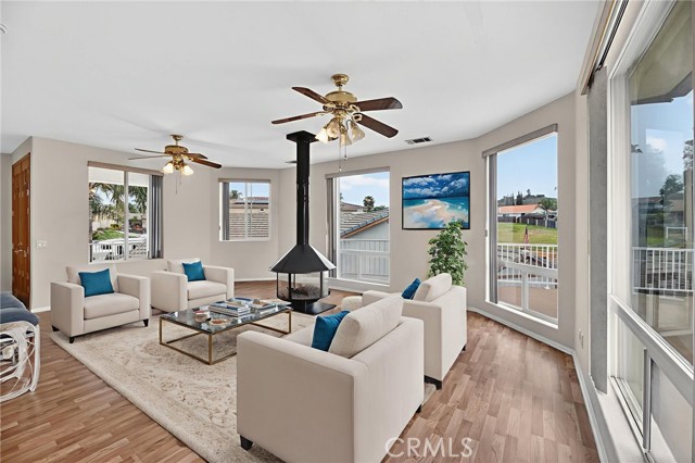 Detail Gallery Image 20 of 65 For 29886 Bahia Dr, Canyon Lake,  CA 92587 - 3 Beds | 2 Baths