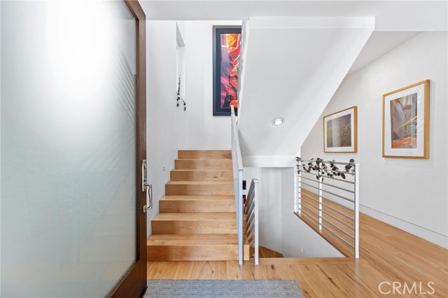 Detail Gallery Image 8 of 67 For 308 17th St, Manhattan Beach,  CA 90266 - 4 Beds | 3/1 Baths