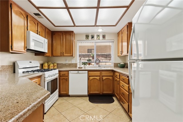 Detail Gallery Image 23 of 66 For 1124 N Holt Dr, Placentia,  CA 92870 - 4 Beds | 2/1 Baths