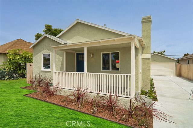 Detail Gallery Image 3 of 26 For 9455 Ives St, Bellflower,  CA 90706 - 2 Beds | 1 Baths