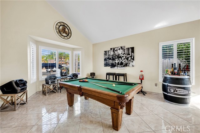 Detail Gallery Image 13 of 54 For 39672 Maple Leaf Ct, Murrieta,  CA 92563 - 4 Beds | 2/1 Baths