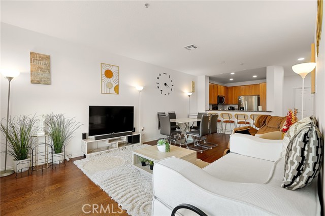 Detail Gallery Image 10 of 38 For 12688 Chapman Ave, Garden Grove,  CA 92840 - 2 Beds | 2 Baths