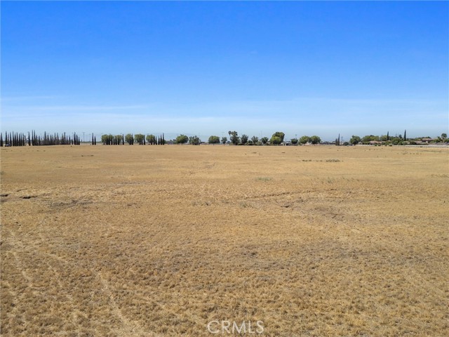 1320 E Lerdo, Shafter CA: https://media.crmls.org/medias/5ec67945-7d61-4a7b-90dd-56e6d3abbf35.jpg