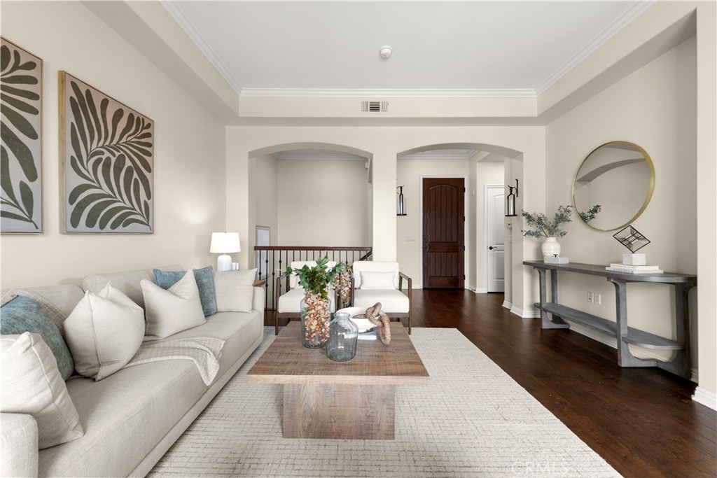 401 Bernard Street #409