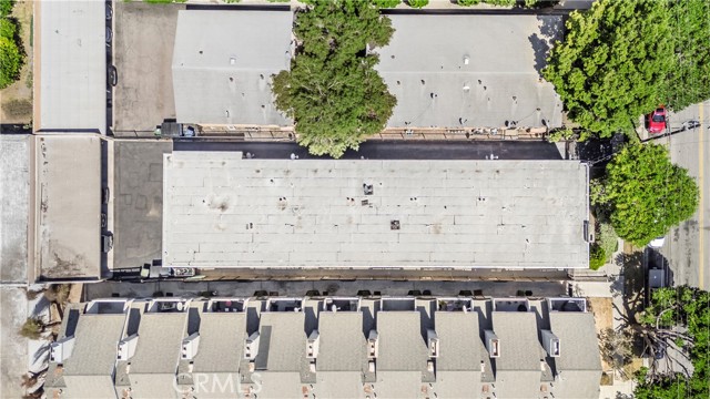 523 E Hazel Street, Inglewood CA: https://media.crmls.org/medias/5ec6cb4e-d5e1-4d54-b15c-c5ade147ae95.jpg