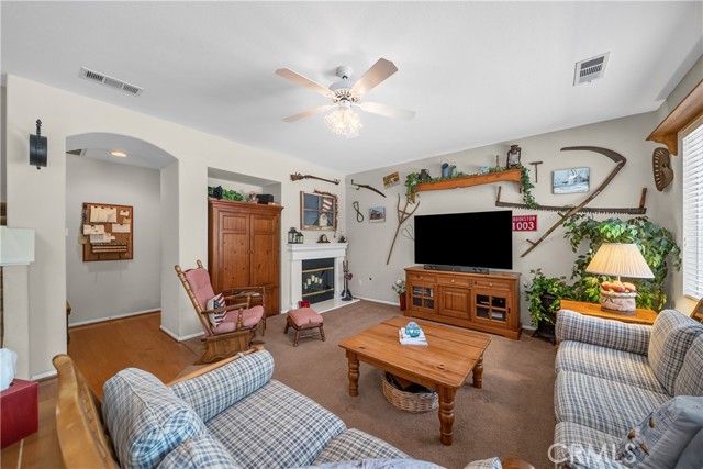 Detail Gallery Image 19 of 68 For 22262 Trinity Pl, Saugus,  CA 91390 - 5 Beds | 3 Baths