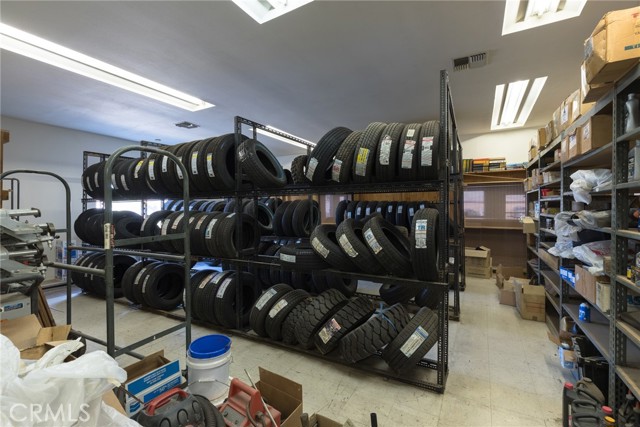 Image 13 of 34 For 609 7th Street