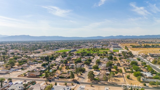 Detail Gallery Image 28 of 40 For 10335 Shahaptain Ave, Hesperia,  CA 92345 - 3 Beds | 2 Baths