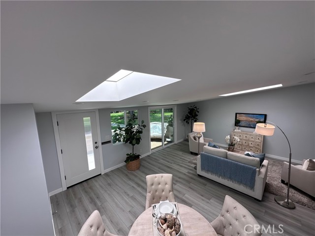 13361 El Dorado, Seal Beach CA: https://media.crmls.org/medias/5ece5dfd-4212-4ccb-b804-0475f199e4c1.jpg