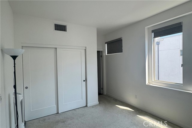 321 Placemark, Irvine CA: https://media.crmls.org/medias/5eceafee-83f9-4f27-839e-3de702e4ac5b.jpg