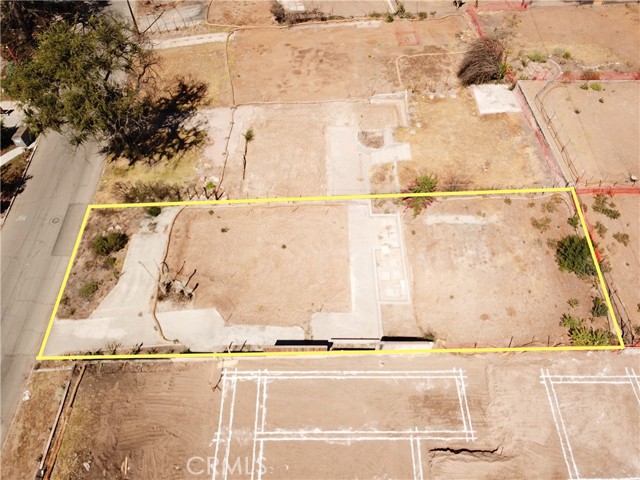 445 Wapello Street, Altadena CA: https://media.crmls.org/medias/5ecf7b08-3467-4262-976e-5d4abd5fc1ad.jpg