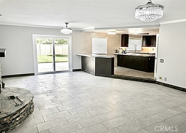 Detail Gallery Image 6 of 29 For 22896 San Joaquin East, Canyon Lake,  CA 92587 - 5 Beds | 2/1 Baths