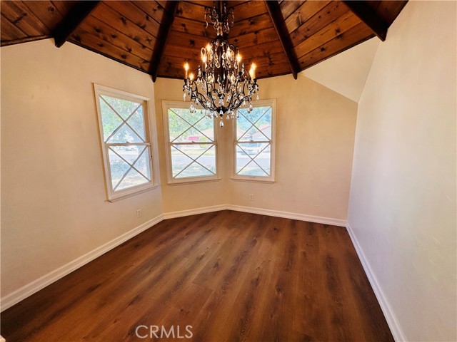 Detail Gallery Image 11 of 29 For 808 W Avenue J9, Lancaster,  CA 93534 - 3 Beds | 2 Baths