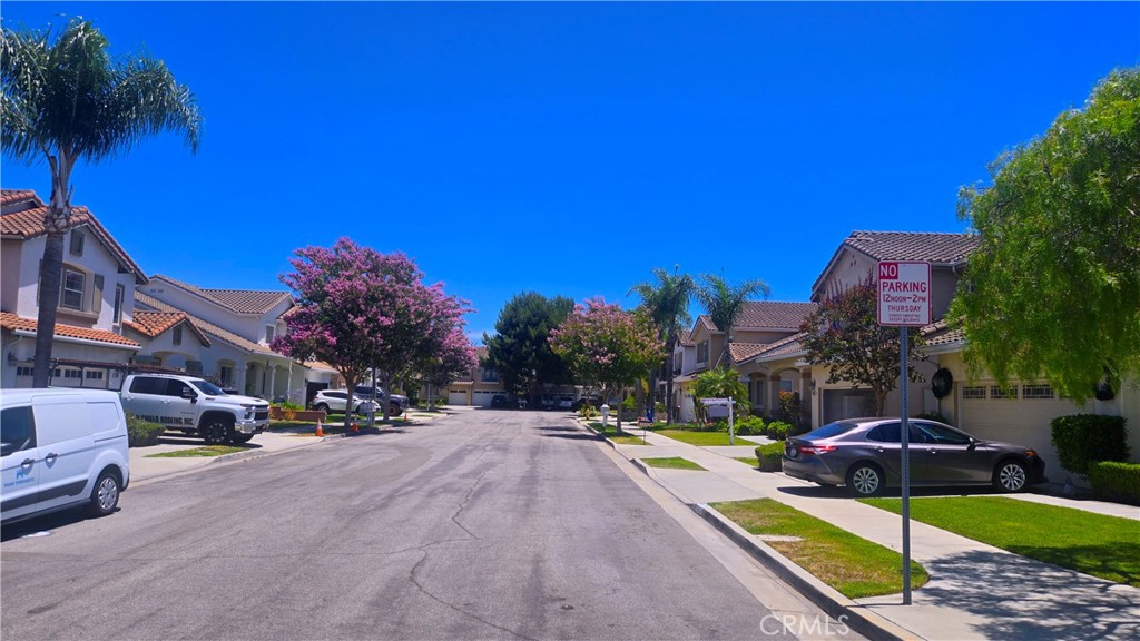 https://media.crmls.org/medias/5ed26ed1-6cdd-47cc-a010-b5ab67d144d0.jpg?preset=X-Large