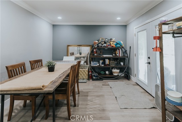 2438 Emerson Circle, Corona CA: https://media.crmls.org/medias/5ed30095-d658-4445-be3a-4aefe7eef79d.jpg