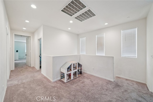 Detail Gallery Image 35 of 57 For 618 S Brampton Ln, Rialto,  CA 92376 - 4 Beds | 3 Baths