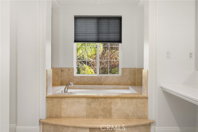 Detail Gallery Image 17 of 72 For 6 Edendale St, Ladera Ranch,  CA 92694 - 5 Beds | 4/1 Baths