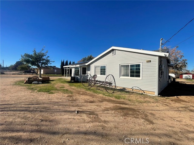 15900 Mesquite, Hesperia CA: https://media.crmls.org/medias/5ed40e6b-311a-4728-8d26-f9e1af2dd922.jpg