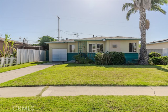 2226 Magnolia Ave, Santa Ana, CA 92707