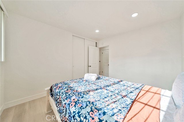 17121 Granada Lane, Huntington Beach CA: https://media.crmls.org/medias/5ed4aac6-52e0-49d3-8019-67ce4fb570f0.jpg