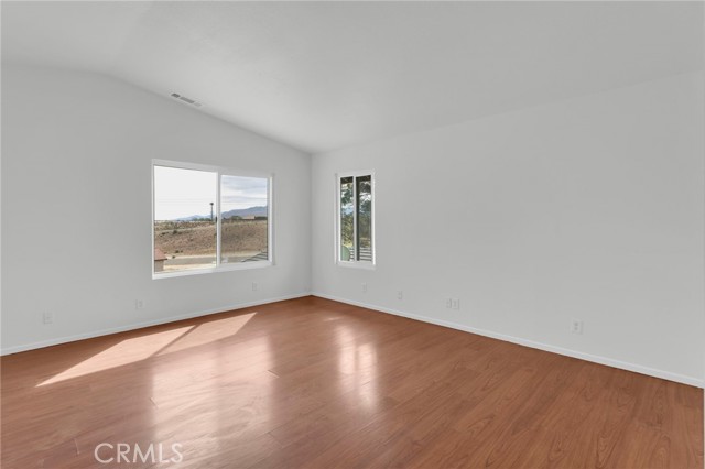 Detail Gallery Image 25 of 44 For 12421 Spring Valley Pkwy, Victorville,  CA 92395 - 4 Beds | 3 Baths