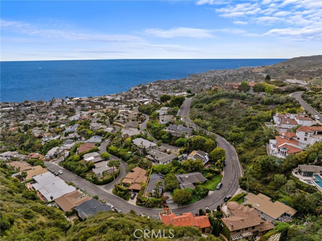 Detail Gallery Image 33 of 37 For 1165 Skyline Dr, Laguna Beach,  CA 92651 - 3 Beds | 3 Baths