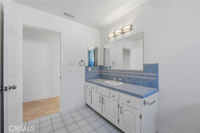 Detail Gallery Image 44 of 67 For 658 Glenmore, Glendale,  CA 91206 - 4 Beds | 3 Baths