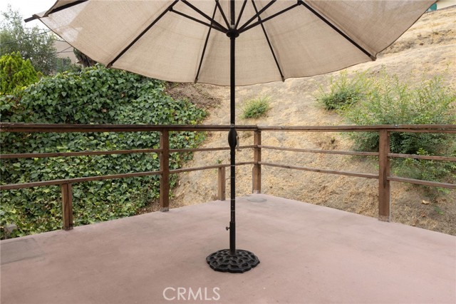 Detail Gallery Image 12 of 13 For 2727 1/2 Griffith Park Bld, Los Angeles,  CA 90027 - 1 Beds | 1 Baths