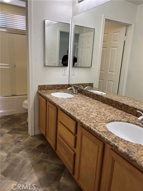 1483 Midnight Sun Drive, Beaumont CA: https://media.crmls.org/medias/5ed63472-6275-47e0-a315-67d51c3d2a2a.jpg