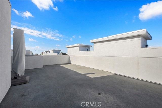 Detail Gallery Image 30 of 36 For 1920 S Pacific Coast #314,  Redondo Beach,  CA 90277 - 2 Beds | 2 Baths