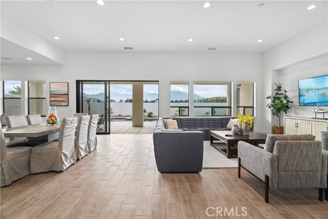 49865 Crescent Psge, Palm Desert CA: https://media.crmls.org/medias/5ed735cd-2bde-4ac4-bb42-a0b7e3614d83.jpg