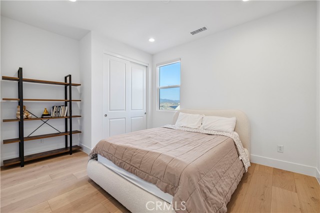 Image 46 of 68 For 24152 West Corte Ala
