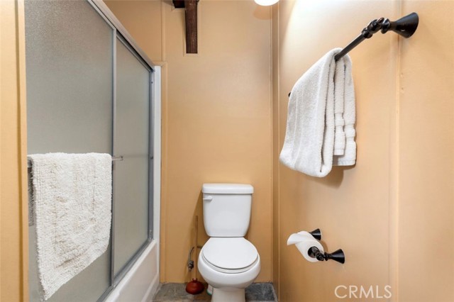 Detail Gallery Image 32 of 37 For 508 Waynoka Lane, Big Bear Lake,  CA 92315 - 3 Beds | 2 Baths