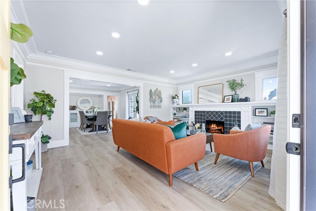 Detail Gallery Image 14 of 50 For 1866 W 42nd St, Los Angeles,  CA 90062 - 4 Beds | 4/1 Baths