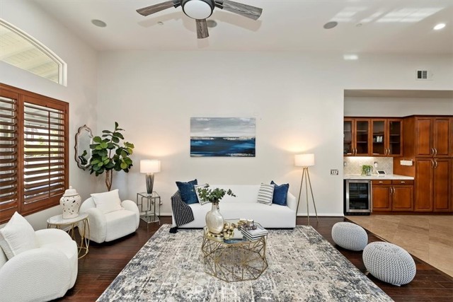 229 Oldenburg Lane, Norco CA: https://media.crmls.org/medias/5ed8d739-d117-4682-b6d3-98d83cbf3686.jpg