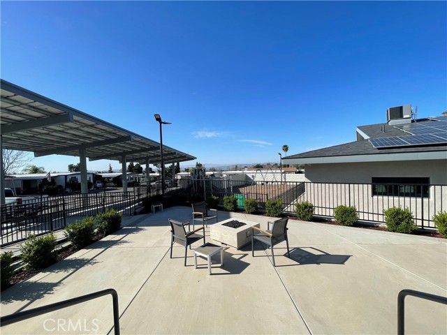 11050 Bryant, Yucaipa CA: https://media.crmls.org/medias/5eda12dc-eeb5-4cc1-8152-eb72b59b53e9.jpg