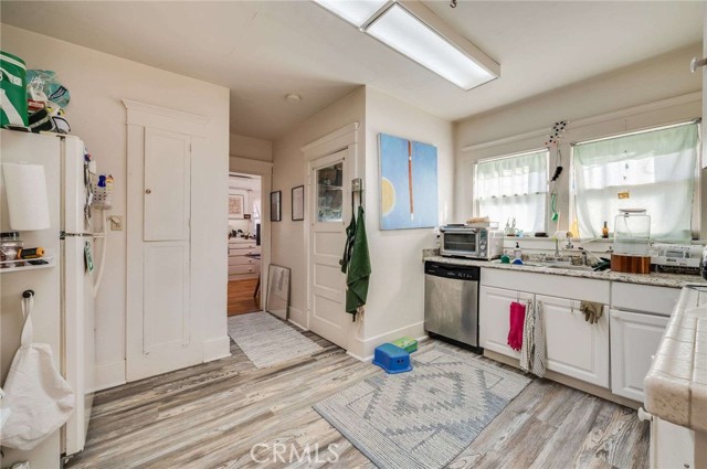 Detail Gallery Image 9 of 41 For 3215 Sherwood Ave, Alhambra,  CA 91801 - – Beds | – Baths