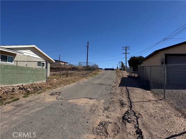 25617 Jasper Road, Barstow, California 92311, ,Multi-Family,For Sale,Jasper,HD25041537